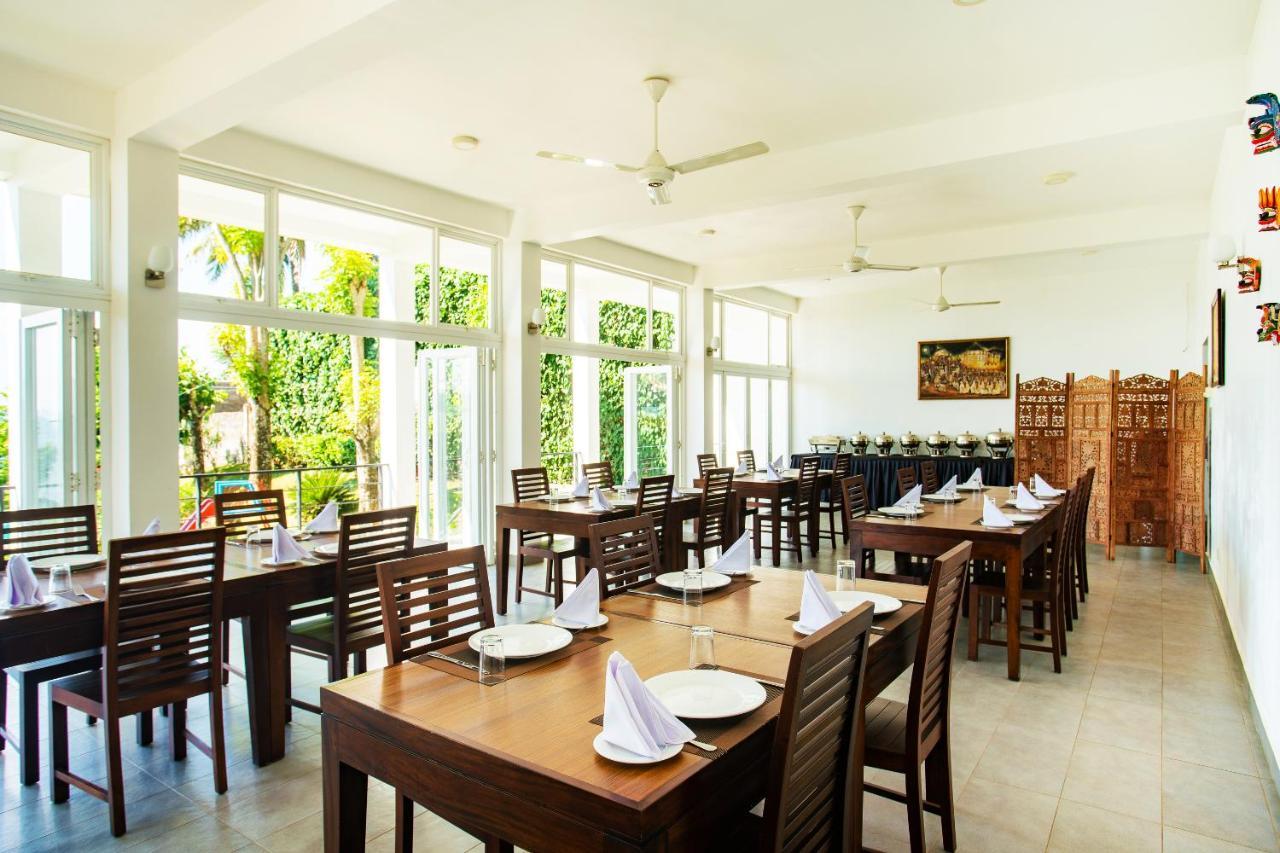 The Kandyan Villa Экстерьер фото